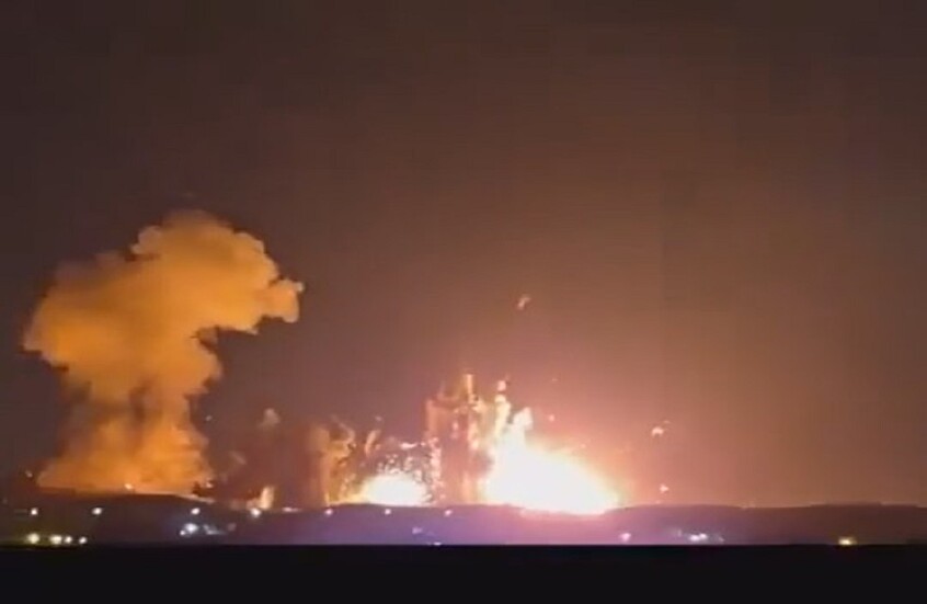 ترامب يوثق استهداف مستودع أسلحة ضخم في إيران بقنابل خارقة للتحصينات