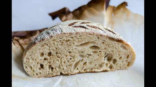 خبز الساوردو.. يتفوق في ضبط السكر