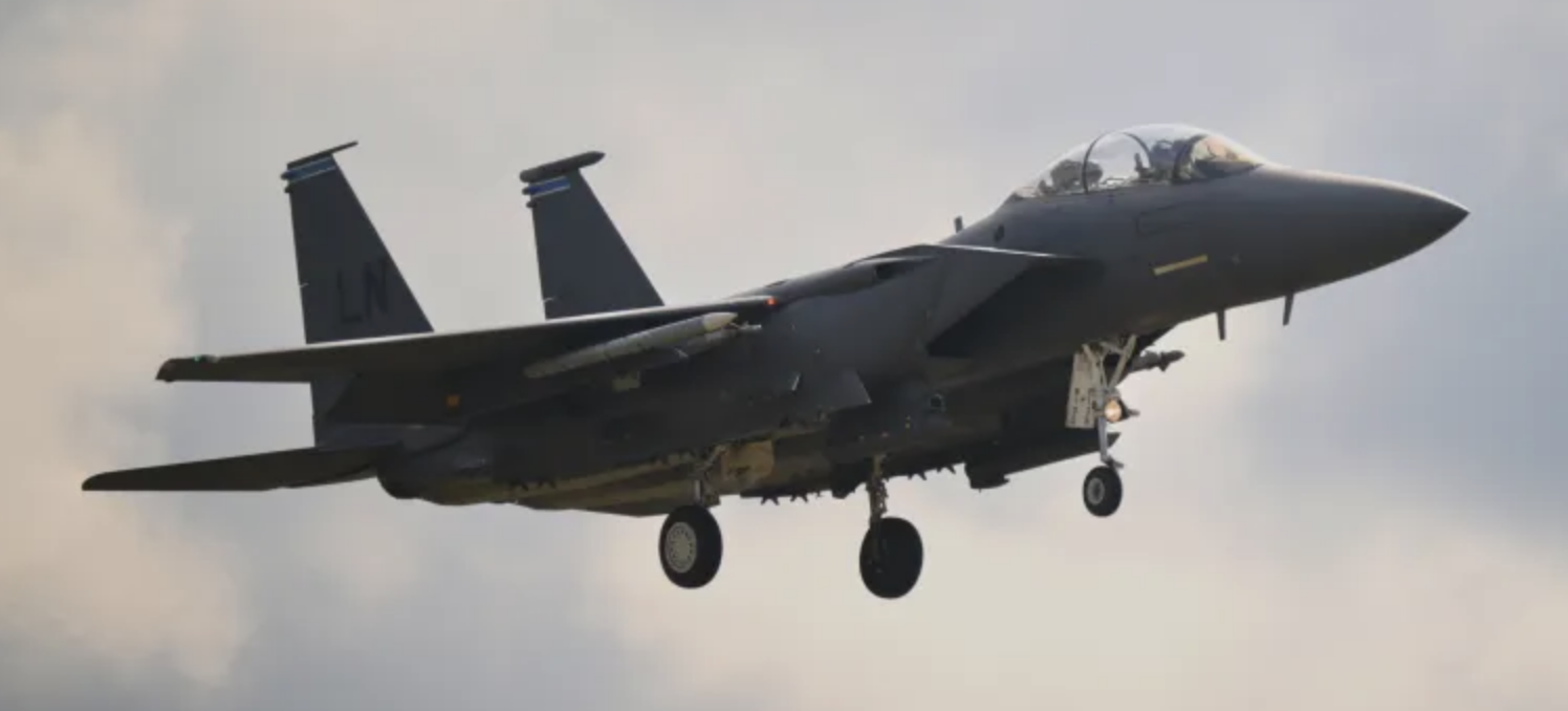 واشنطن تؤكد إسقاط مقاتلة أمريكية في إيران وإنقاذ أحد طيارَيها