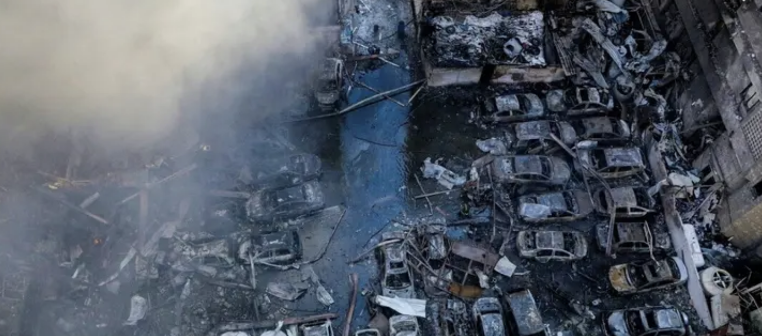 غارات إسرائيلية على جنوب لبنان.. وصواريخ نحو الجليل