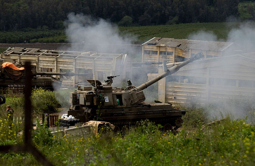 13 قتيلا و16 جريحا في غارتين إسرائيليتين على جنوب لبنان