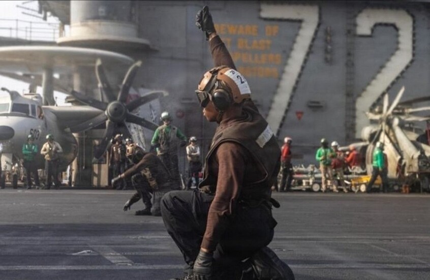 أول بيان من قائد القيادة المركزية الأمريكية حول "حصار إيران بحريا بشكل كامل"