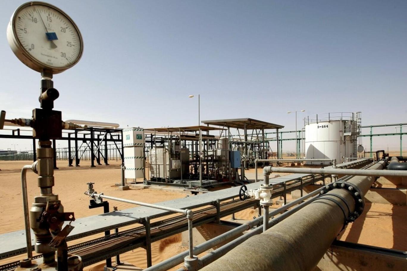 ايران تهدد بتدمير منشآت النفط في منطقة الشرق الأوسط