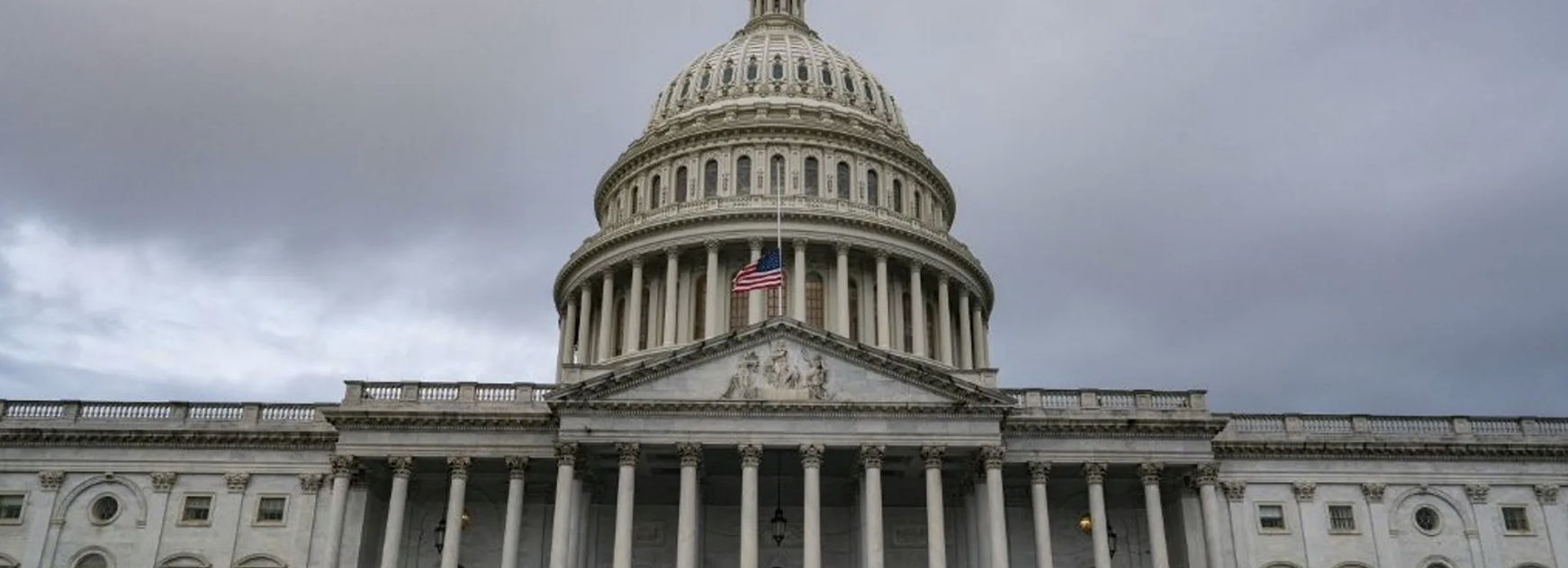 فشل تمرير مشروع قرار لتقييد صلاحيات ترامب في الحرب على إيران