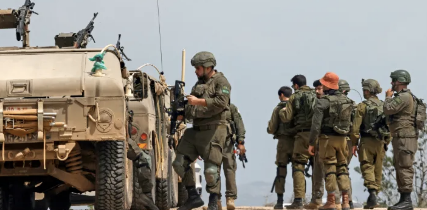 سجاد وأجهزة ودراجات.. هآرتس تكشف نهب جنود الاحتلال منازل بجنوب لبنان