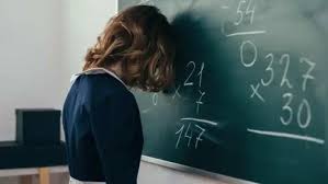 تراجع عالمي في أداء الفتيات بالرياضيات