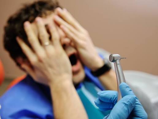 رهاب الأطباء.. خوف يمنع العلاج