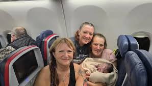 ولادة مفاجئة على متن طائرة دلتا