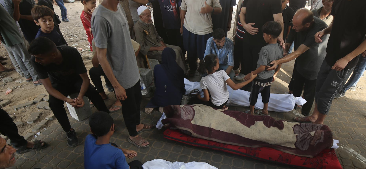 3 شهداء ومصابون في قصف للاحتلال غرب مدينة غزة