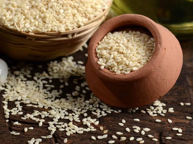 بذور السمسم.. ألياف تدعم صحة الأمعاء