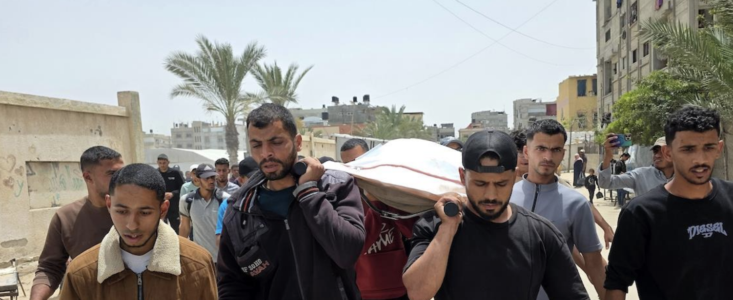 استشهاد مواطن في قصف للاحتلال وسط قطاع غزة