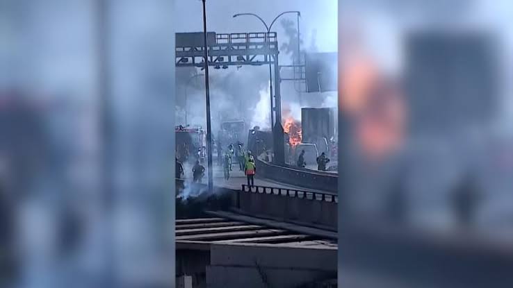مدينة محظوظة تنجو من انفجار شاحنة غاز