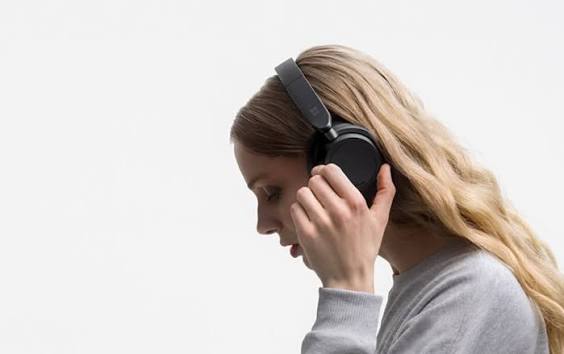 تداخل الموجات أساس عمل السماعات