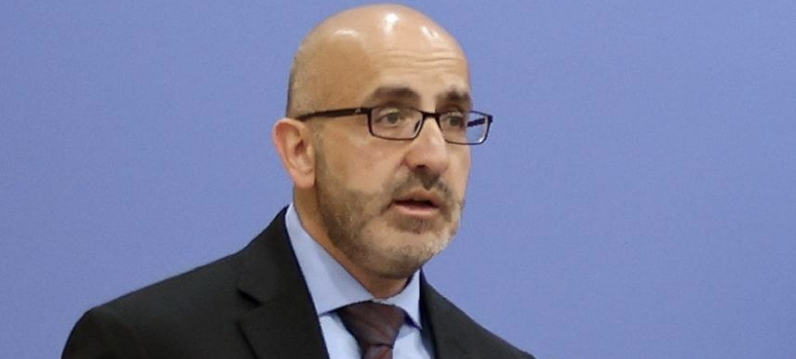 وزير المالية: إطلاق تجريبي لتطبيق "يبوس" خلال أسبوعين وتوفيره لجميع الموظفين قبل نهاية الشهر