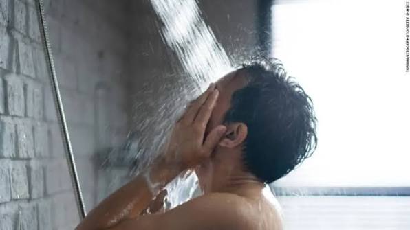 الاستحمام مباشرة بعد الرياضة قد يسبب الإغماء