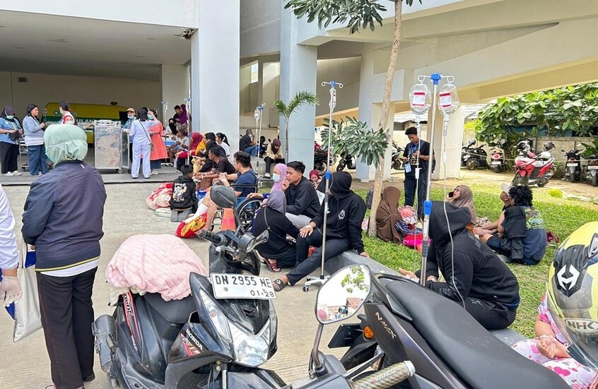 زلزال بقوة 6,7 درجة يضرب إندونيسيا