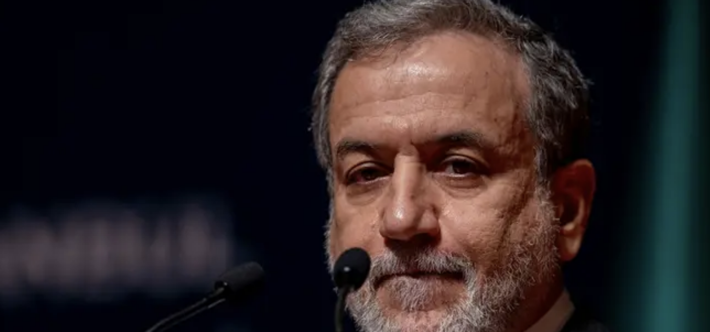 طهران تحذر من التصعيد في لبنان.. "إسرائيل تسعى لحرب دائمة"