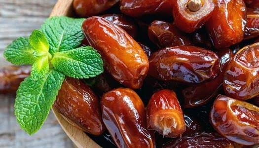 التمر يتحول إلى وجبة خفيفة عالمية