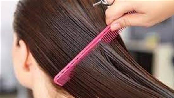 تمشيط الشعر المبلل أبرز أسباب تكسره