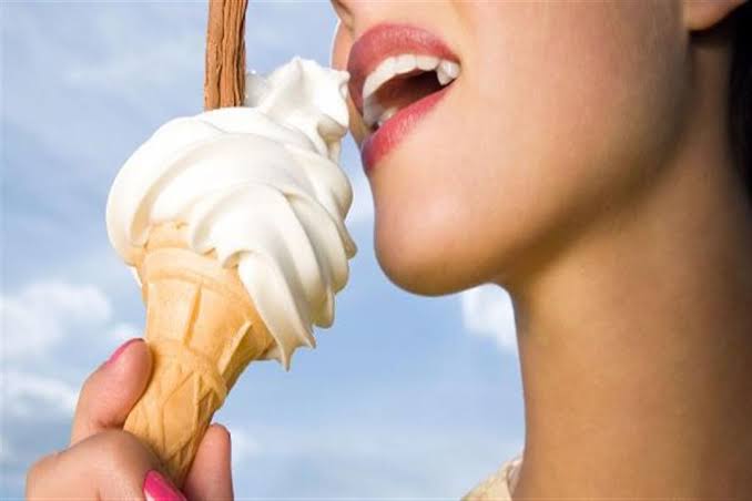 متى يظهر الأثر الحقيقي للآيس كريم؟