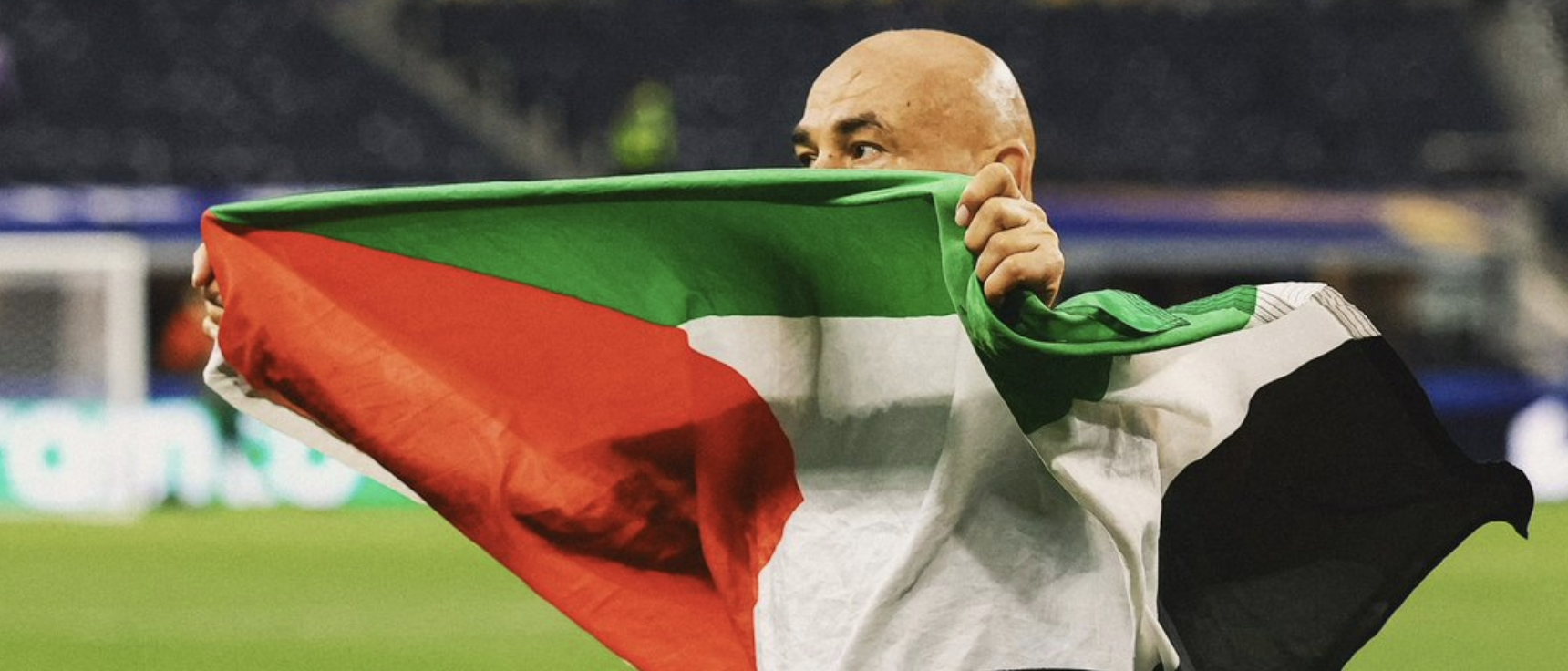 مشهد لحسام حسن يتصدر الترند.. بعد فوز مصر على أستراليا