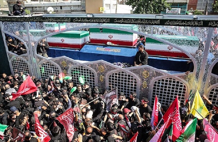 طهران.. حشود مليونية حول نعش خامنئي في اليوم الرابع لتشييعه