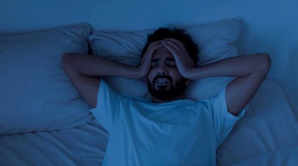 النوم المتأخر.. عادة يومية قد تقصّر العمر