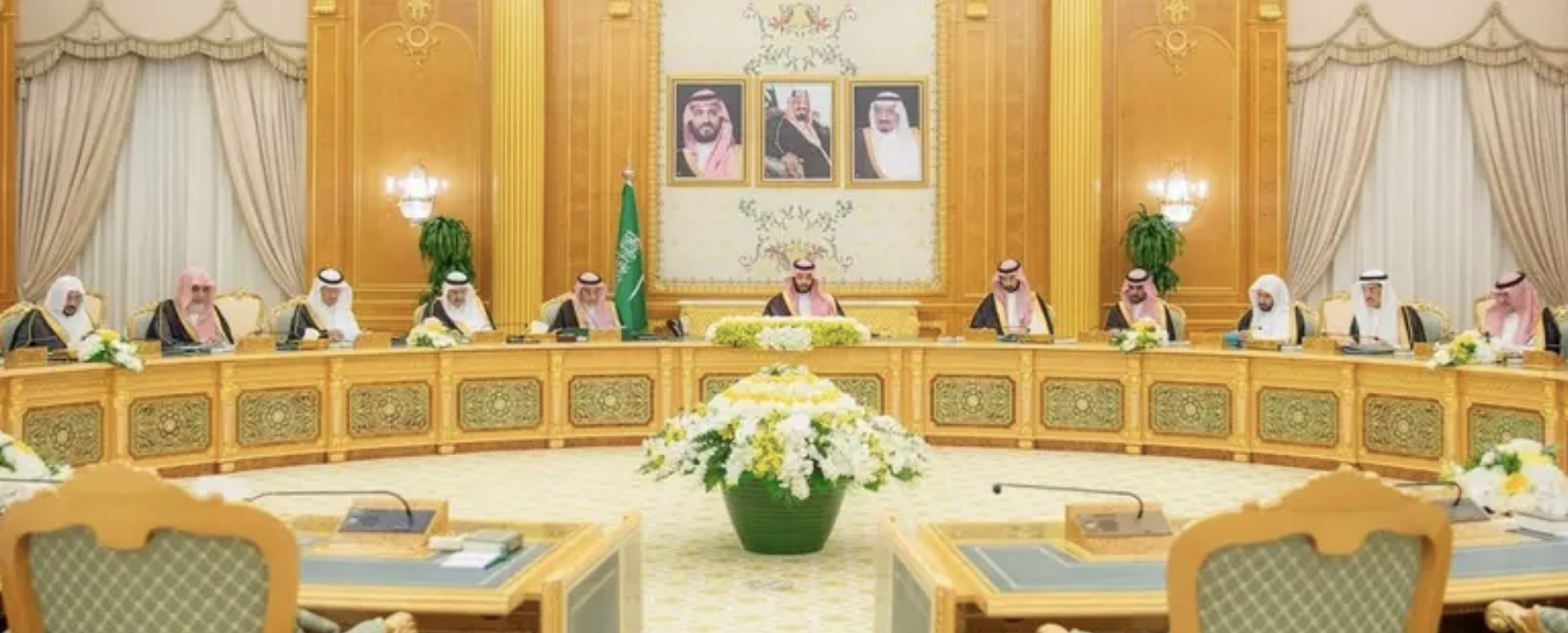 السعودية: إعادة تشكيل مجلس الوزراء برئاسة الأمير محمد بن سلمان وعضوية أعضائه الحاليين