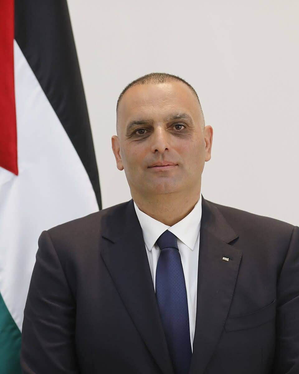 قوات الاحتلال تعتقل وزير شؤون القدس أشرف الأعور