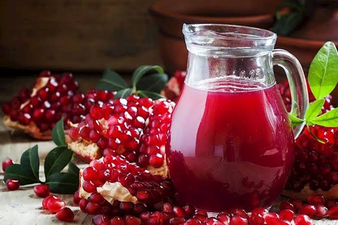 عصير الرمان.. سر صغير لصحة القلب