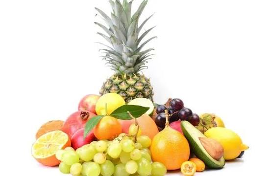 فواكه قد تدعم صحة الكبد ضمن نظام غذائي متوازن