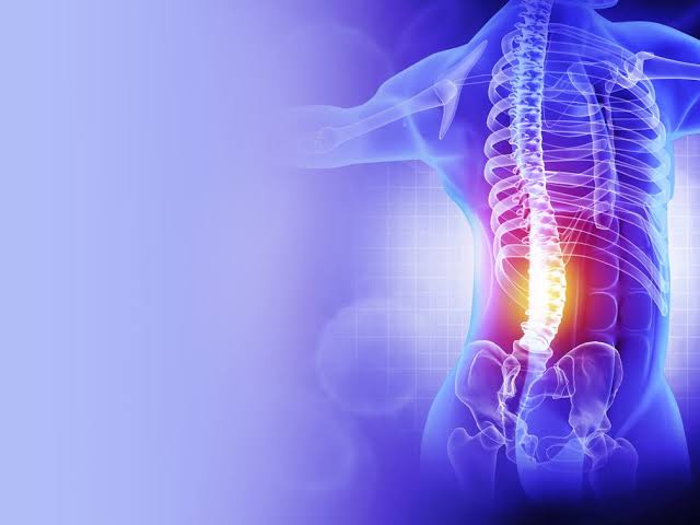 اكتشاف واعد لآلام الظهر.. خلايا خفية قد تفتح باب العلاج دون جراحة