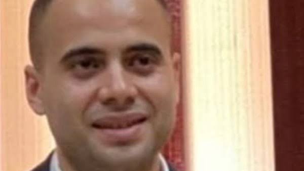 بعد أن أعاد إليه بصره ووظّفه.. شاب يسرق فيلا طبيب أحسن إليه