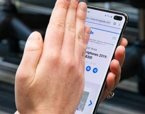 لقطة شاشة واحدة قد تفضح خصوصيتك.. تفاصيل صغيرة تكشف الكثير