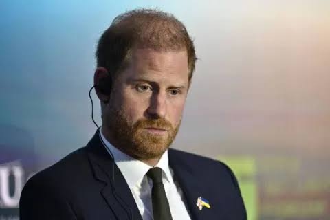 هاري يفتح باب المصالحة